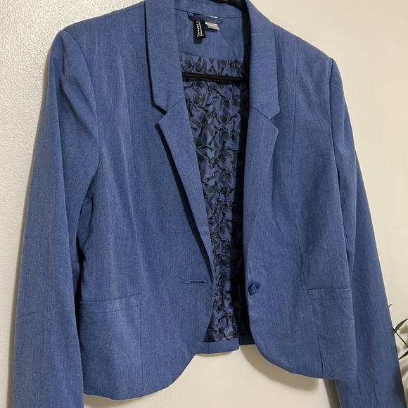 H&M light blue cropped blazer size 10 - Picture 4 of 6